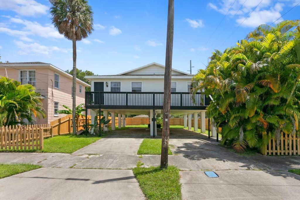 Zebra House - Close 2 Tampabay Has To Offer Tampa